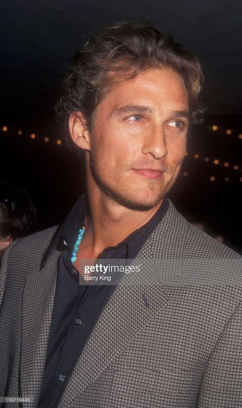 Mathew Maconohay 90s, Mathew Mc Conaughey, Matthew Mcconaughey Wallpaper, Matthew Maconohay, Young Matthew Mcconaughey, Mathew Maconohay, Boyfriend Moodboard, Matthew Mcconaughey Shirtless, Matthew Mc