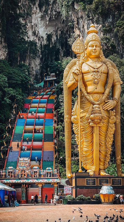 Pretty View, Batu Caves, Tourism Day, Backpacking Asia, Malaysia Travel, Kuala Lumpur Malaysia, Travel Images, Famous Places, Bhutan