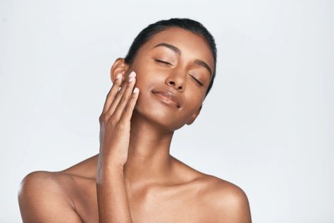 Sodium Hyaluronate Vs. Hyaluronic Acid: What To Know (& Which To Use) The Ordinary Hyaluronic Acid, Injectables Fillers, Hyaluronic Serum, Lightweight Moisturizer, Juice Beauty, Sodium Hyaluronate, Hyaluronic Acid Serum, Layers Of Skin, Hydrating Serum