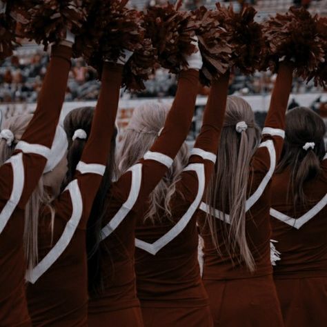 Cheerleader Aesthetic Red, Cheer Asthetic, Cheerleading Aesthetic, Cheerleader Aesthetic, Cheerleading Pics, Cheer Aesthetic, The Cheerleaders, Hollaback Girl, Punk 57