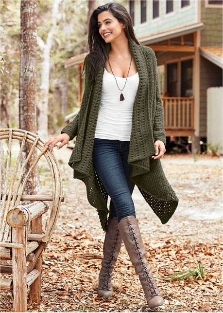 OPEN KNIT CARDIGAN, COLOR SKINNY JEANS, LACE UP TALL BOOT, LONG TASSEL NECKLACE Sweaters Crochet, Fashion Sweaters, Pullover Outfit, Knit Outerwear, Open Knit Cardigan, Green Cardigan, Cardigan Outfits, Triple Threat, Winter Mode