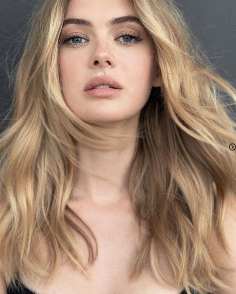 Megan Williams, Elle Fanning, Beautiful Long Hair, Lily Collins, Naturally Beautiful, Too Cute, Ladies Tops Fashion, So Beautiful, Pretty Woman