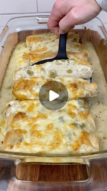 Chicken Recipes With Tortillas, Chicken With Tortilla Recipes, Chicken And Corn Tortilla Recipes, White Enchiladas Chicken, Shredded Chicken Ideas, Using Corn Tortillas, Best Chicken Enchiladas Ever, Chicken Melt, Green Chili Chicken Enchiladas