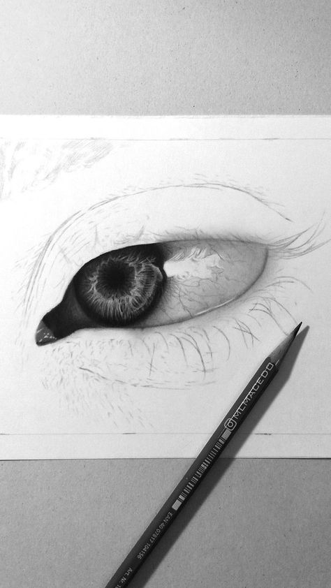 How To Sketch Eyes, Realistic Eye Sketch, Sketch Eyes, How To Sketch, Drawing Classes, Graphite Art, Realistic Sketch, A Level Art Sketchbook, Watercolor Paintings Nature