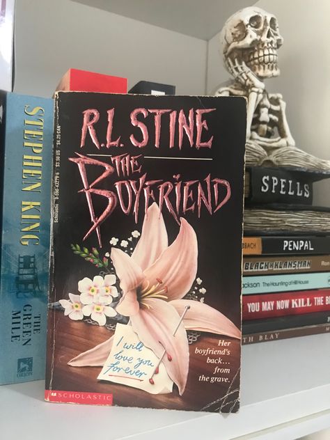 Rl Stine, Ya Fantasy Books, Fiction Books Worth Reading, Best Book Covers, Book Log, 100 Books To Read, Book Instagram, Unread Books, Witch Books