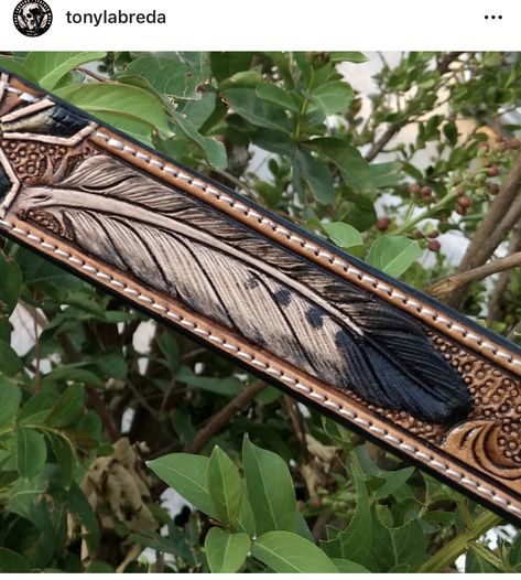 Diy Leather Engraving, Leather Guitar Strap Pattern, Leather Holster Pattern, Belt Ideas, Tooled Belt, Leather Working Projects, Custom Leather Work, Leather Tool Belt, Custom Leather Belts