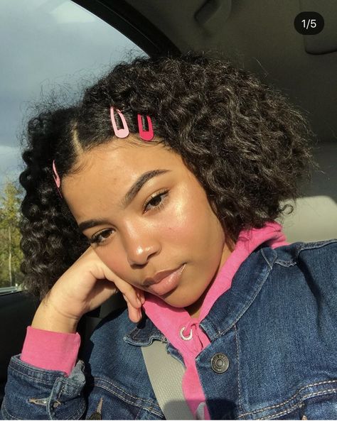 #naturalbeauty #beautiful #selflove #confidence #portrait #gorgeous #stunning #model Natural Hairstyles With Clips, Hairstyles With Clips, Healthy Curls, Hair Clips 90s, Cute Curly Hairstyles, Girls Natural Hairstyles, Pelo Afro, Clip Hairstyles, Natural Hair Styles Easy