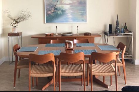 70s Dining Room Table, 70s Aesthetic Dining Room, 70s Kitchen Table, 70s Dinner Table, 70s Dining Table, 60s Dining Room, 70s Dining Room, Teak Living Room, Dining Table Decor Modern