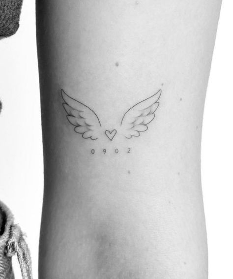 Mum Angel Tattoo, Fine Line Memorial Tattoo Ideas, Star Memorial Tattoo, Miscarried Baby Tattoo, Angel Wings Tattoo Small, Angel Wing Wrist Tattoo, Angle Wing Tattoos, Lea Tattoo, Simple Unique Tattoos