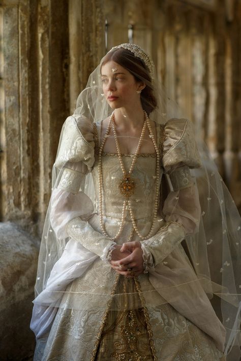 In The Spanish Princess, Catherine of Aragon’s Wedding Dress May Be All the Bridal Inspiration You Really Need - Vogue The Spanish Princess Catherine, Spanish Princess Catherine, The Spanish Princess, S Wedding Dress, Spanish Princess, The Other Boleyn Girl, The White Princess, Catherine Of Aragon, Princess Catherine