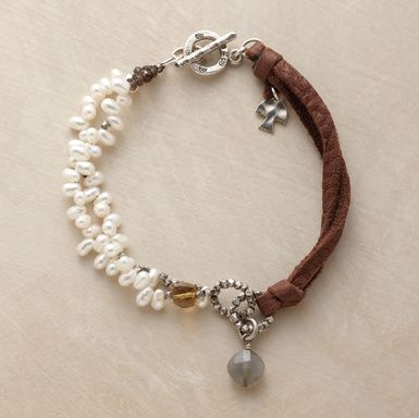 so cute! A Bracelet, Quartz Beads, Fabulous Jewelry, Diy Schmuck, Hand Made Jewelry, Jewelry Projects, Jewelry Tutorials, Leather Jewelry, Smoky Quartz