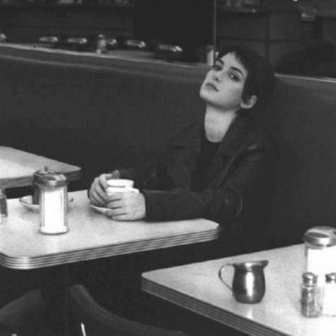 Ani & Will on Instagram: “Winona Ryder loves having a cuppa in a diner. :) #tea #teaculture #teaparty #WinonaRyder” Winona Ryder 90s, Ohio Fall, Albert Watson, Coffee Words, Winona Forever, Night On Earth, Quotes Movie, Quotes Coffee, The Age Of Innocence