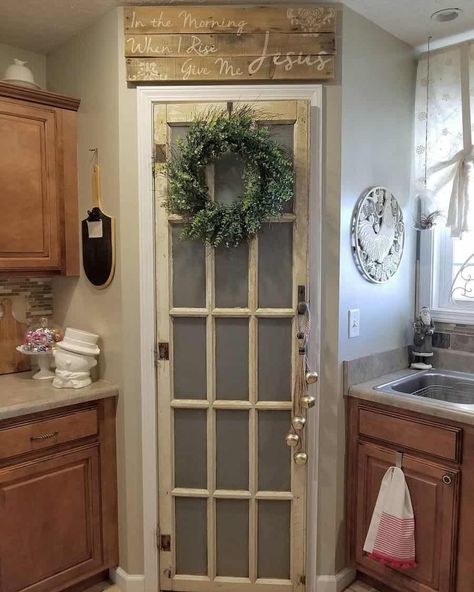 Pantry Door Decor, Painted Pantry Doors, Corner Pantry Ideas, Rustic Pantry Door, Pantry Door Ideas, Free Standing Kitchen Pantry, Door Stand, Painted Pantry, Kitchen Pantry Doors