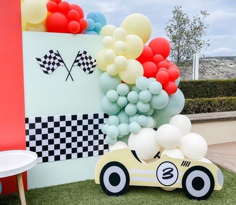 𝚂𝚆𝙸𝙿𝙴 𝚃𝙾 𝚂𝙴𝙴 𝚃𝙷𝙴 𝙼𝙰𝙶𝙸𝙲 🤩➡️ . Design + Balloons: @goldenarroweventsanddesign Backdrops: @fypbackdrops Rentals + Bounce House:… | Instagram 2fast 2furious, Monster Jam Birthday Party, Cars Theme Cake, Monster Jam Birthday, Hotwheels Birthday Party, 2nd Birthday Party For Boys, Wednesday Dress, 2nd Birthday Boys, Hot Wheels Birthday