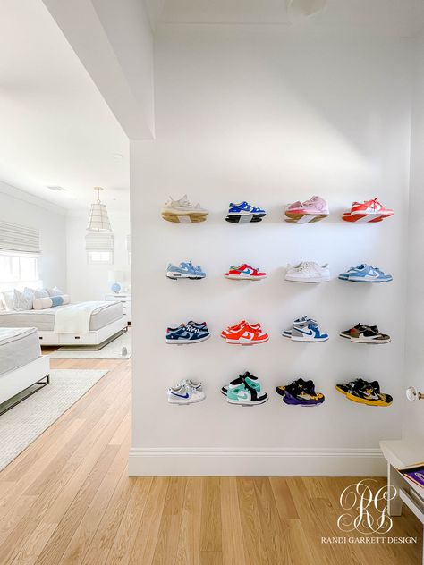 Creative Shoe Storage, Teen Boy Bedroom Ideas, Sneaker Wall, Teen Boy Room Decor, Creative Storage Ideas, Boy Bedroom Ideas, Garage Game Rooms, Transitional Coastal, Cool Shelves