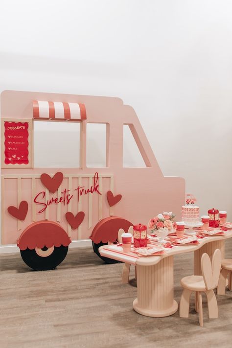 Valentines Window Display, Swivel Table, Orem Utah, Frozen Yogurt Shop, Magic Day, Utah Usa, Party Printables Free, Kids Table And Chairs, Fresh Flowers Arrangements