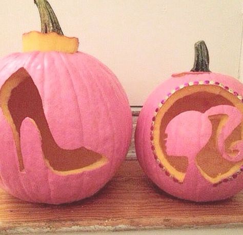 Cute Pumpkin Carving, Pumkin Carving, Pumpkin Carving Contest, Easy Pumpkin Carving, Pumpkin Contest, Barbie Halloween, Pumpkin Carving Ideas, Halloween Pumpkin Designs