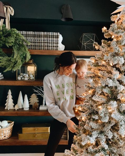 Christmas Around Our Home 2018 - Chris Loves Julia Chris Loves Julia Christmas, Dining Room Christmas Decor, Family Photo Gallery Wall, Sweet Home Design, Young House, Young House Love, Chris Loves Julia, Christmas Decorations Living Room, Festive Holiday Decor