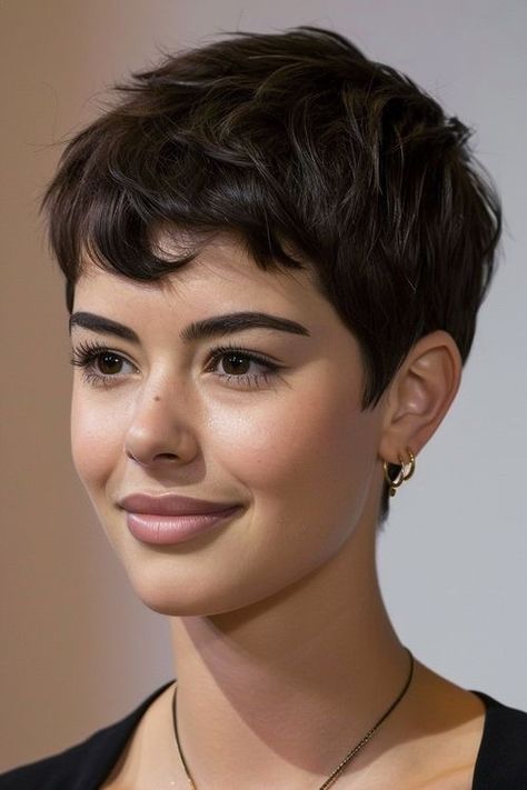 Short Brown Pixie Cut, Short Pixie Fine Hair, Pixie Cut Thinning Hair, Shag Pixie Cut Fine Hair, Pixie Cut Hair Color Ideas, Short Hairstyle Layered, Short Bangs Pixie, Pixie Cut Fine Hair, Short Layered Pixie Haircut