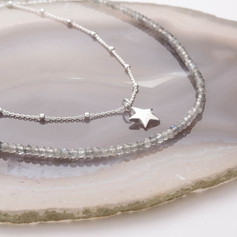 Labradorite mini gem necklace with star satellite necklace Beaded Star, Beautiful Gemstones, Star Charm Necklace, Chain Making, September Birthstone Jewelry, Detailed Necklace, August Birthstone Jewelry, July Birthstone Jewelry, Star Jewelry