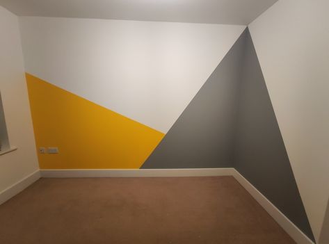 Large Triangle Wall Paint, Little Boy Room Colors, Triangle Painted Wall, Geometric Accent Wall Diy, Triangle Wall Paint, Room Paint Designs, Geometric Wall Paint, House Wall Design, Room Wall Colors