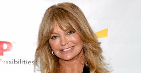 Goldie Hawn Goldie Hawn Overboard, Goldie Hawn Now, Goldie Hawn Hair, Bill Hudson, Oliver Hudson, Goldie Hawn, Natural Blondes, Cindy Crawford, Pretty Hairstyles