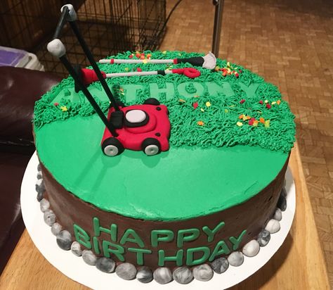 Landscaping Cake 🍂🍁🍃 Landscaping Cake Ideas, Landscape Cake Ideas, Lawn Mower Birthday Cake, Lawn Mowing Birthday Cake, Lawnmower Birthday Cake, Lawn Mower Cupcakes, Gardening Cakes Birthday For Men, Mower Cake, Lawn Mower Cake