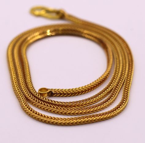 Mens Gold Chain Necklace, 22k Gold Chain, Terracotta Jewellery Designs, New Gold Jewellery Designs, Silver Chain For Men, Gold Chain Design, Mens Gold Jewelry, Black Beaded Jewelry, Gold Rings Fashion