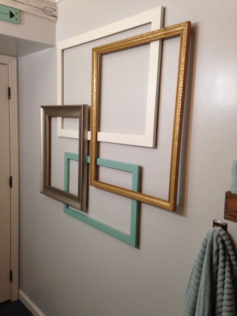 Empty Picture Frame Ideas Diy, Gold Frame Gallery Wall Bathroom, Upcycle Picture Frames Wall Art, Vintage Picture Frames On The Bathroom Wall, Old Large Picture Frames Repurpose, Recycle Old Picture Frames, Empty Picture Frames, Frame Wall Collage, Picture Frame Gallery