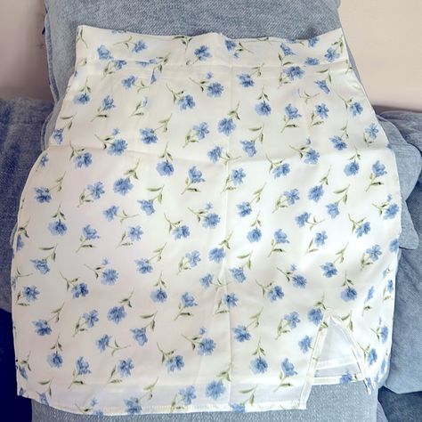 Brand New - Polyester Shein Skirts, Shein Dresses, Blue Flower, Blue Flowers, White Blue, Blue White, Womens Skirt, Color Blue, A Line