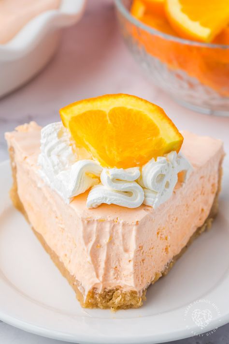 Orange Dreamsicle Pie, Creamsicle Pie Recipe, Creamsicle Cheesecake Recipe, Sunshine Pie, Camper Recipes, Orange Creamsicle Pie, Orange Creamsicle Cheesecake Recipe, Creamsicle Pie, Orange Creamsicle Cheesecake