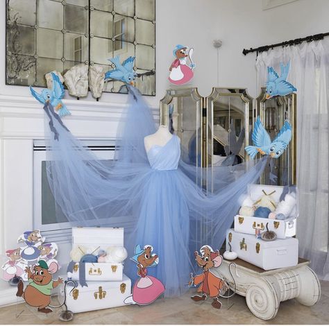 Cinderella Backdrop, Decor Ideas Birthday, Cinderella Birthday Theme, Cinderella Party Theme, Cinderella Birthday Party Decorations, Cinderella Decorations, Cinderella Bedroom, Cinderella Party Decorations, Cinderella Quinceanera Themes