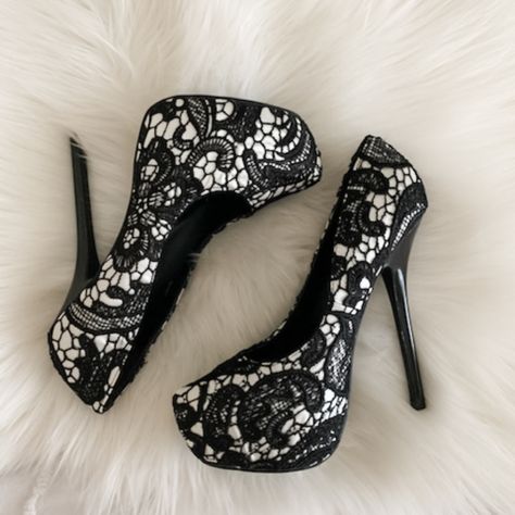 Brand New. Goth Wedding Shoes, Wedding Heels Black, White Lace Heels, Mona Vanderwaal, Aesthetic Heels, Black Wedding Shoes, Platforms Shoes, Bride Heels, Mcbling Fashion