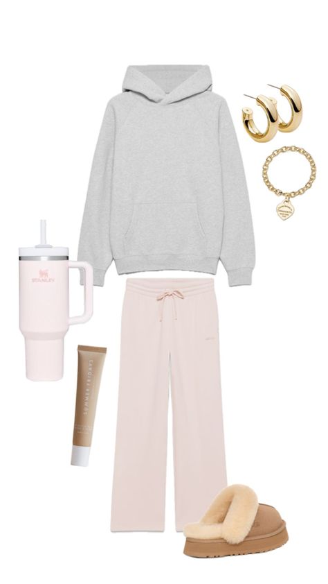 cozy clean girl fit Pink Sweatpants Outfit, Tiffany And Co Gold, Aritzia Sweatpants, Cozy Sweatpants Outfits, Summer Fridays Lip Butter Balm, Pink Stanley, Summer Fridays Lip, Lip Butter Balm, Middle School Outfit