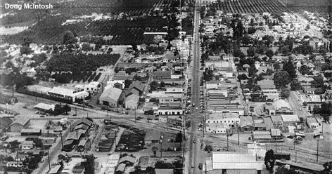 Here's a great photo of Garden Grove about 1930, provided by Doug McIntosh . We're looking north through downtown in this shot. Note the P... Garden Grove California, Ca History, Garden Grove, Historic Photos, Orange County California, Huntington Beach, Laguna Beach, Historical Society, Field Trip