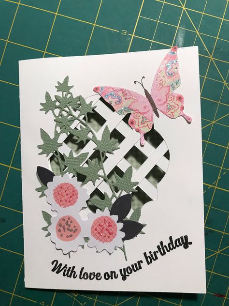 Cards With Trellis, Lattice Card Template, Trellis Card Ideas, Trellis Cards, Fence Cards, Gardening Cards, Lattice Cards, Embroidery Towels, Santa Craft