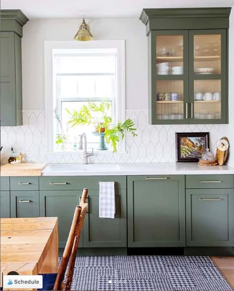 Moody Green Kitchen Cabinet Paint Colors - Bright Green Door One Wall Kitchen, Painted Kitchen Cabinets Colors, Green Kitchen Cabinets, Green Cabinets, Diy Kitchen Cabinets, Kitchen Cabinet Colors, Kitchen Redo, Trendy Kitchen, Kitchen Paint