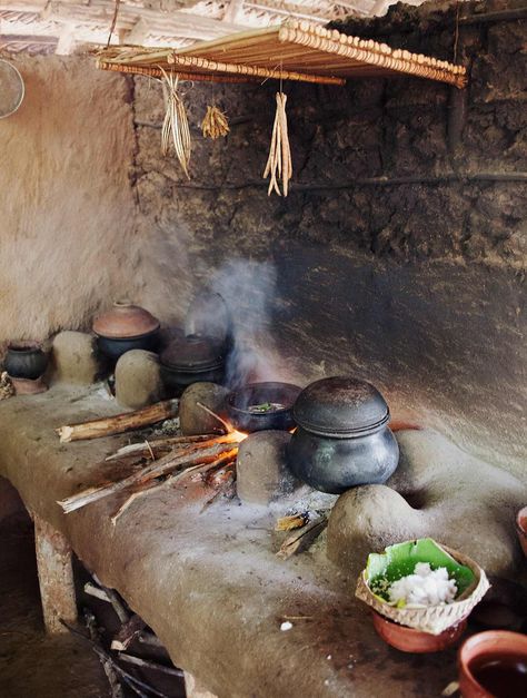 Beans Seeds, Mud House, Cob House, Primitive Kitchen, Natural Building, New Roots, Earthship, Old Kitchen, Village Life