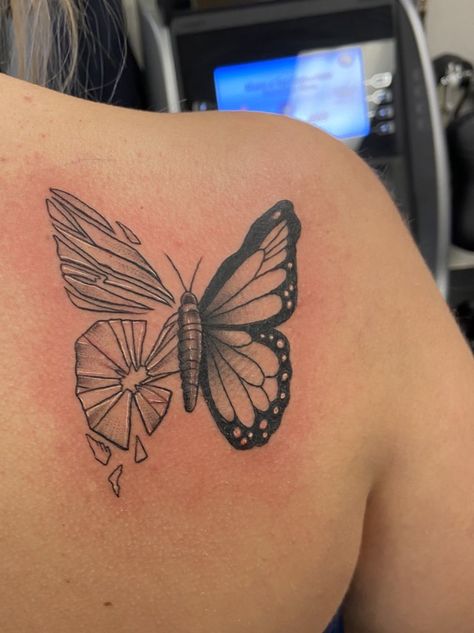 Shattered Butterfly Tattoo, Shattered Butterfly, Butterfly Transformation Tattoo, Butterfly Meaning, Mirror Tattoos, Monarch Butterfly Tattoo, Butterfly Transformation, Wings Sketch, Instagram Cake