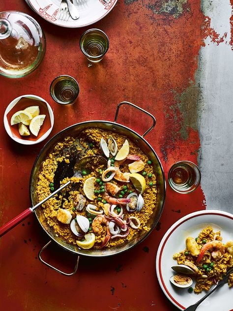 Authentic Spanish Paella Recipe, Catalan Food, Spanish Paella Recipe, Catalan Recipes, Spanish Paella, Ceviche Recipe, Seafood Paella, Paella Recipe, Seafood Recipes Healthy