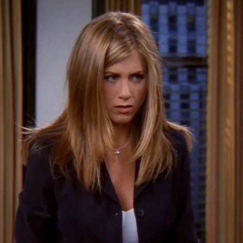 Rachel Green Season 2 Hair, Rachel Green Season 4 Hair, Rachel Green Hair Color, Jen Aniston Hair, Jennifer Aniston Hair Color, Aniston Hair, Jennifer Anniston Style, Rachel Green Hair, Rachel Green Friends