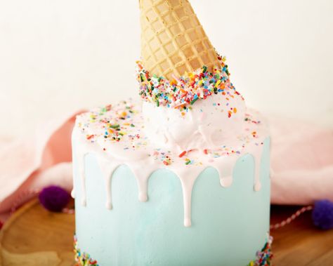 Old Fashion Cake, Melting Ice Cream Cake, Ice Cream Birthday Party Theme, Fake Ice Cream, Cone Cake, Homemade Ice Cream Cake, Ice Cream Cone Cake, Awesome Desserts, Melting Ice Cream