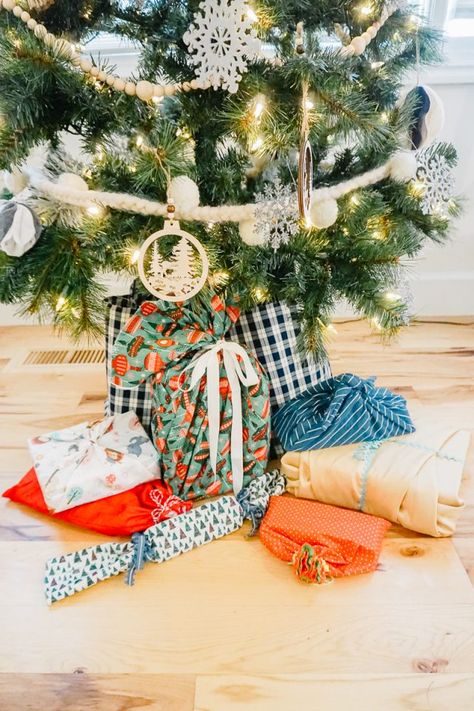 How to Wrap Gifts with Fabric • Heather Handmade Ideas With Fabric, Fabric Wrapping Paper, Summer Sewing Projects, Tea Towels Diy, Sewing Station, Fabric Wrapping, Pretty Christmas Decorations, Christmas Stockings Diy, Christmas Sewing Projects