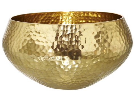 A pot of gold to hold all the loose silver in your pocket. Nate Berkus hammered brass bowl, $7.99; target.com. Nate Berkus Target, Gold Bowl, Brass Bowl, Nate Berkus, Face Painting Halloween, Store Jewelry, Hammered Brass, Style Steal, Pot Of Gold