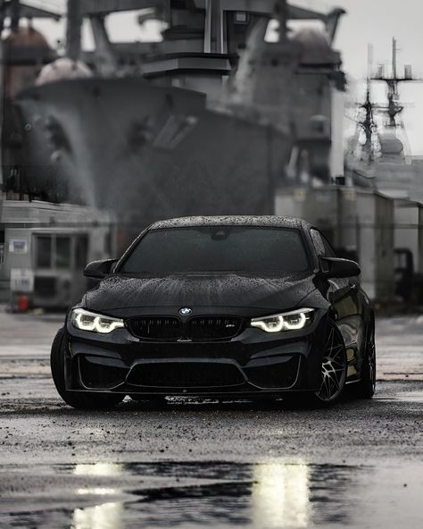 Black Car Wallpaper, Bmw White, Cool Truck Accessories, Tokyo Drift Cars, Bmw Black, Hello Kitty Car, Camaro Car, Bmw Wallpapers, Car Organization