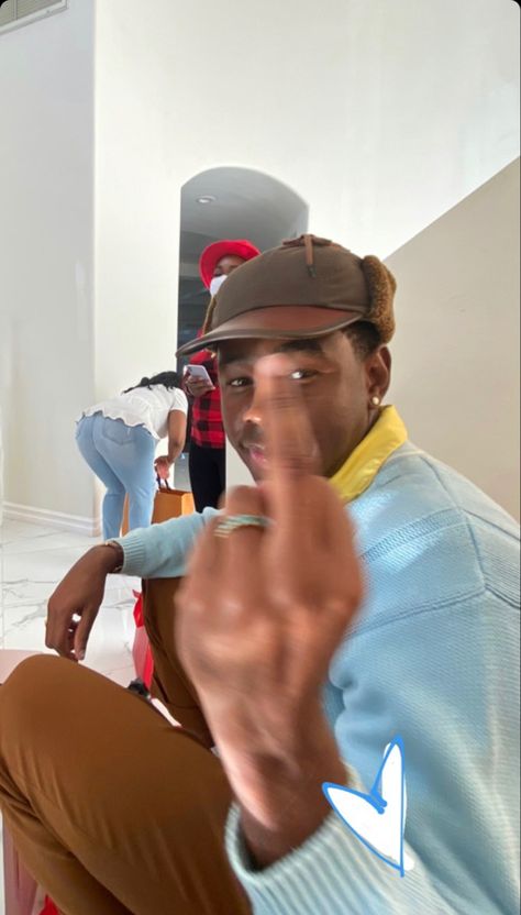 Aesthetic Tyler The Creator, Wallpaper Tyler The Creator, Tyler Baudelaire, Wallpaper Rap, Whatsapp Logo, Tyler The Creator Wallpaper, Steve Lacy, Rap Wallpaper, T Baby