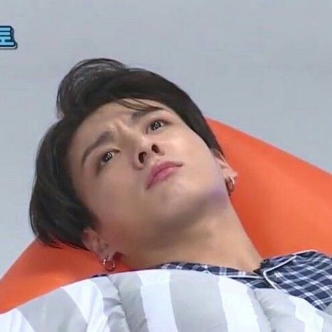 Summer Strike, Memes Text, Airplane Pt.2, Confused Face, About Jungkook, Justin Seagull, Our Beloved Summer, Beloved Summer, Army Jokes