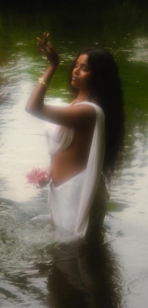 Oya And Shango, Water Woman, Mami Wata, Vintage Photography Women, Water Photoshoot, Goddess Aesthetic, Nauvari Saree, Y2k Profile Picture, Divine Feminine Spirituality