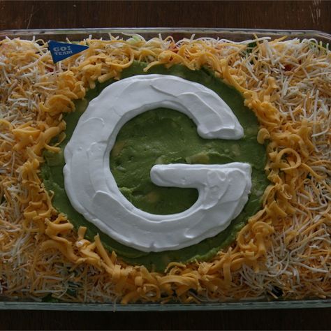 Green Bay Packers Food, Green Bay Packers Party, Football Themed Snacks, Seven Layer Taco Dip, Packers Party, Layered Dip Recipes, Layered Taco Dip, Football Party Foods, Sour Cream Dip