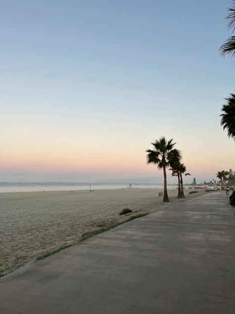 Coronado Aesthetic, La Beach Aesthetic, Coronado Island San Diego, Beach Town Aesthetic, Coronado California, Bloxburg Beach House, Coronado Beach, Coronado Island, California Vibe